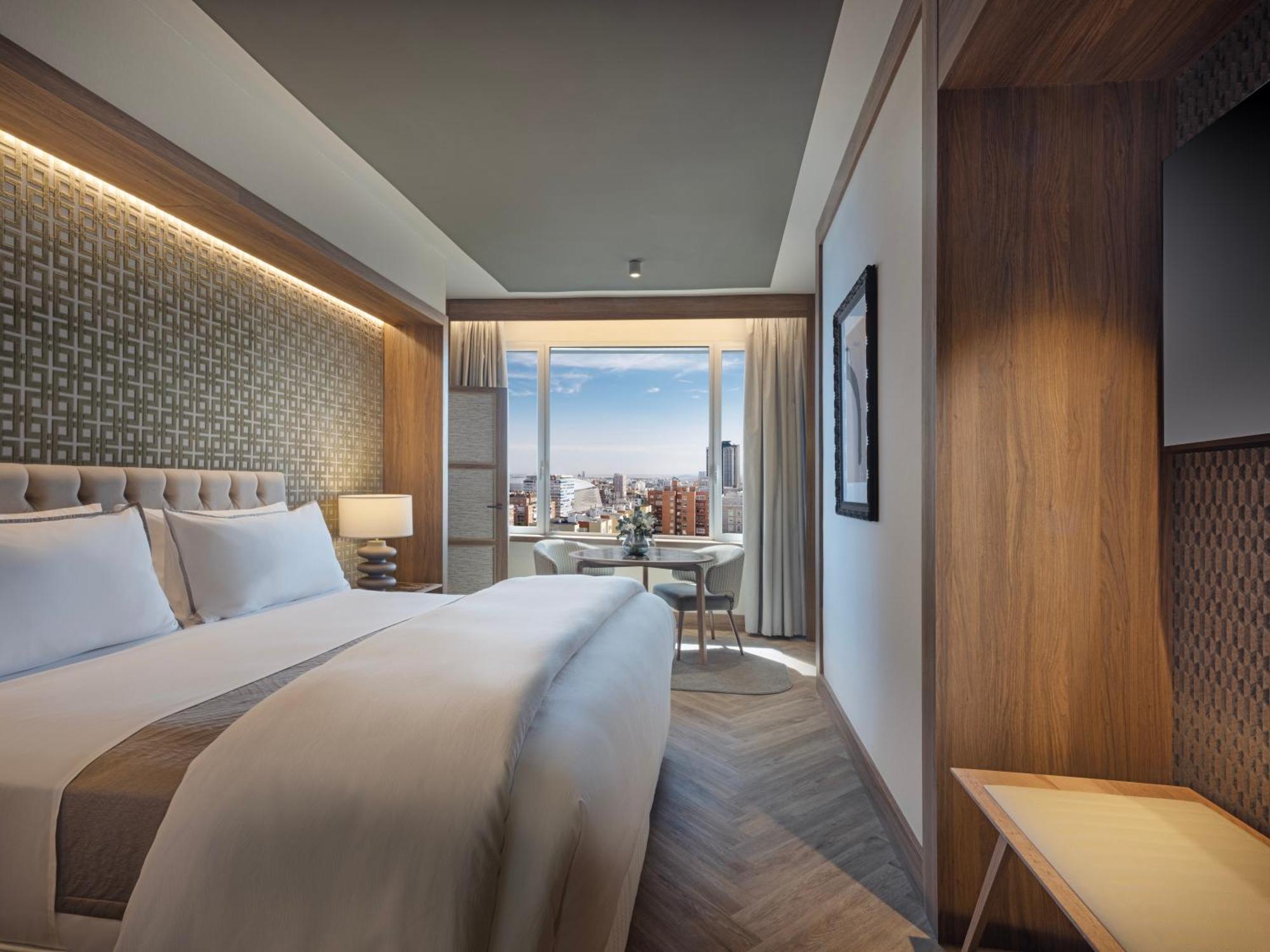 The Westin Madrid Cuzco Hotel Buitenkant foto
