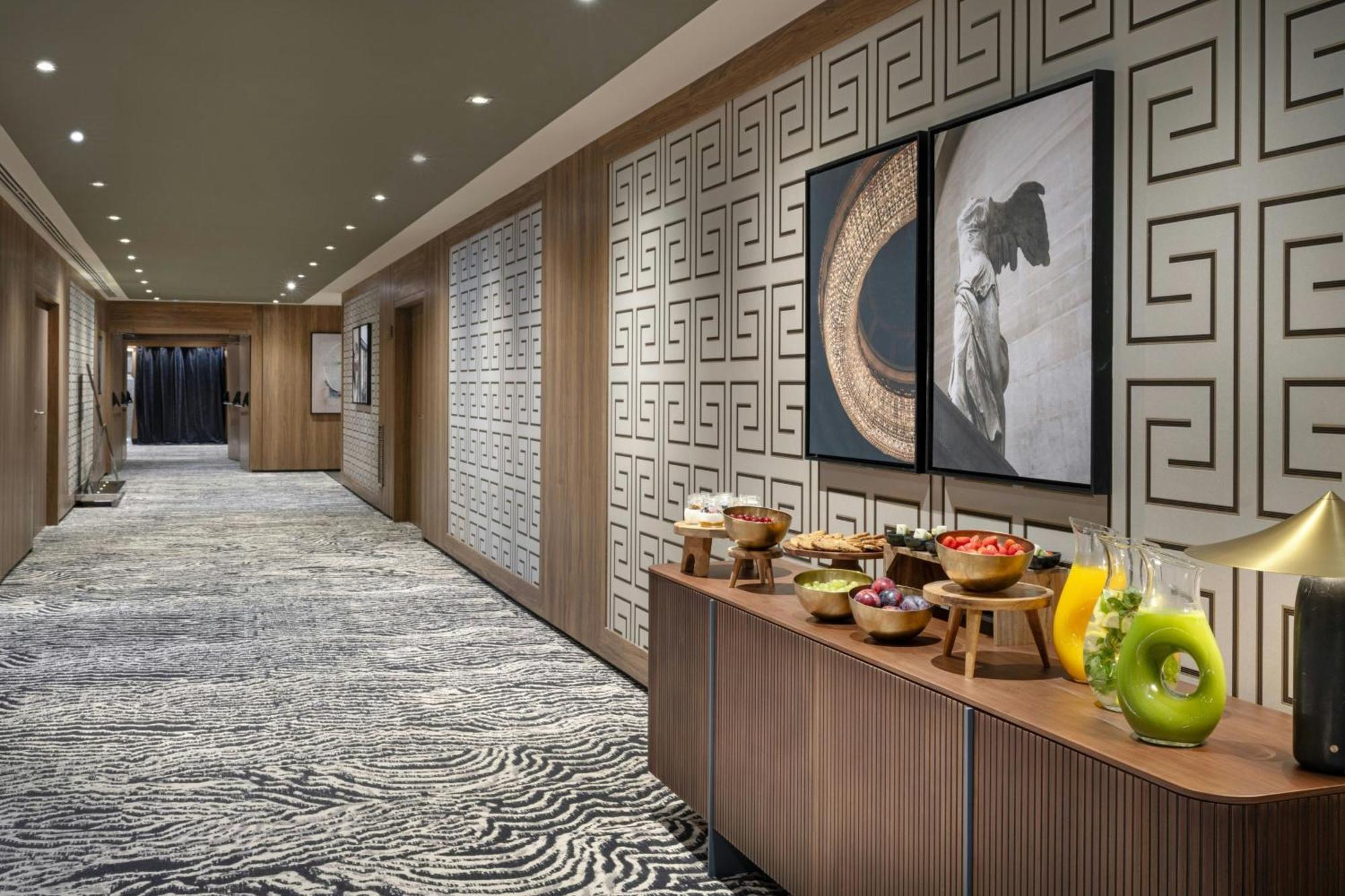 The Westin Madrid Cuzco Hotel Buitenkant foto